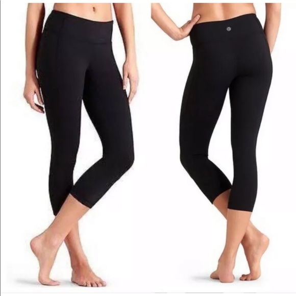 Athleta Revelation Capri Legging 93882 
